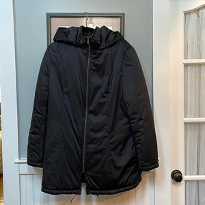 Vaute Couture Vegan Snow Coat. Size XL. Black.